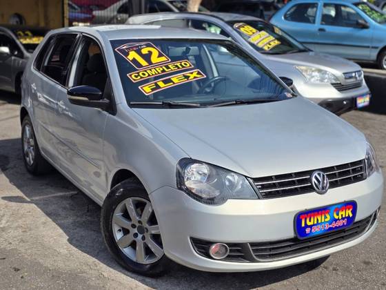 VOLKSWAGEN POLO 1.6 MI SPORTLINE 8V FLEX 4P AUTOMATIZADO VOLKSWAGEN POLO 1.6 MI SPORTLINE 8V FLEX 4P AUTOMATIZADO